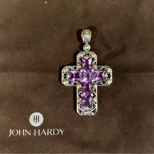 John Hardy cross pendant. Used in excellent condition.